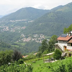  Vakantieboerderij Al Marnich Italië